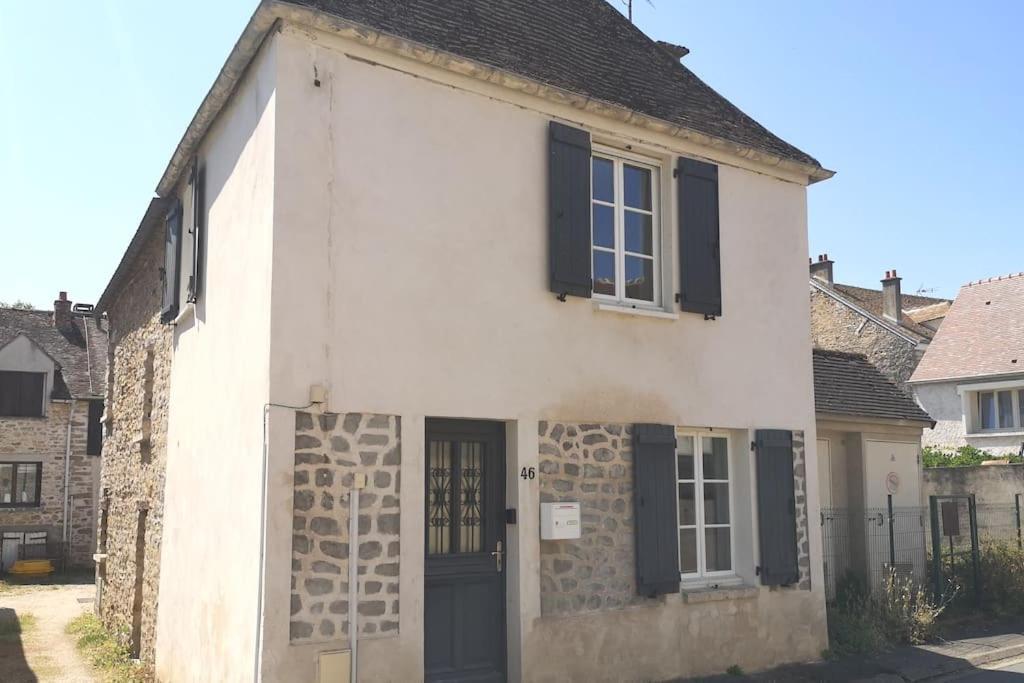 Petite Maison De Village Maincy Экстерьер фото